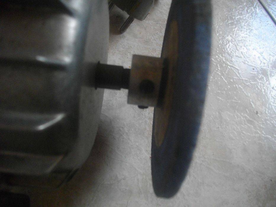 Бавна скорост 75W/80-200W CREUSEN Шмиргел Обущарски Ruler-0,35А Гр/Хол