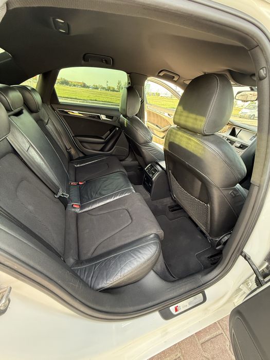 Vând Audi A4 B8 2