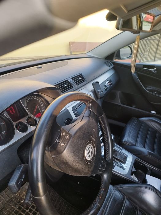 Vând Passat B 6 an fabricație 2007