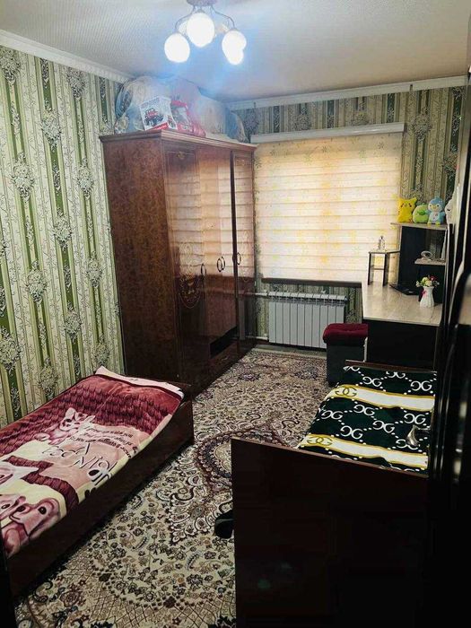 Продаётся 3х комн квартира на 4 этаже Ор-р  Центральная аптека