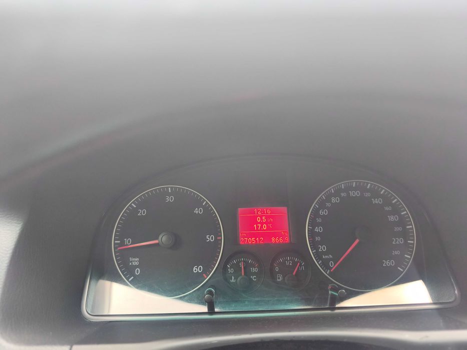 De vânzare Wolsvagen Touran 1.9 Tdi 77kv 105 cp