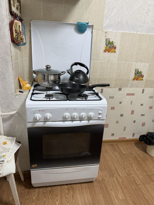 Газовая плита гефест в отличном состоянии