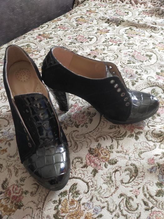 Туфли-ботинки на каблуке