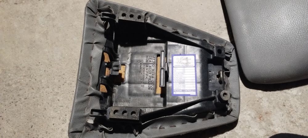 Vând sea sa honda cbf 600 disc frana fata Yamaha Majesty cu placute