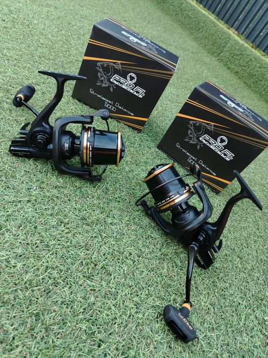 Set 2 Mulinete PRO FL Strategist Distance 8000 10+1 Rulmenti NEW 2024