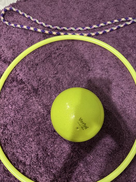 Обруч , скакалка мяч