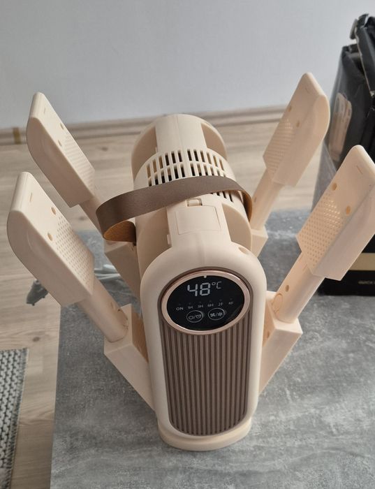 Uscator incaltaminte