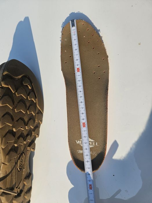 Bocanci desert Merrel 42