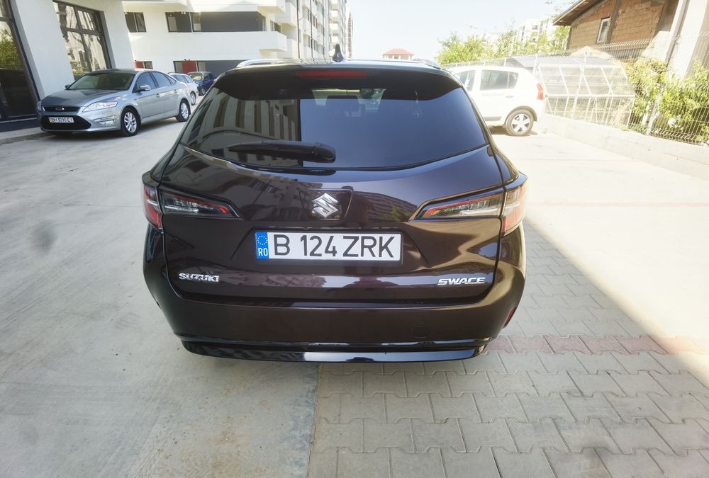 SUZUKI Swace 2022 — imagine 3