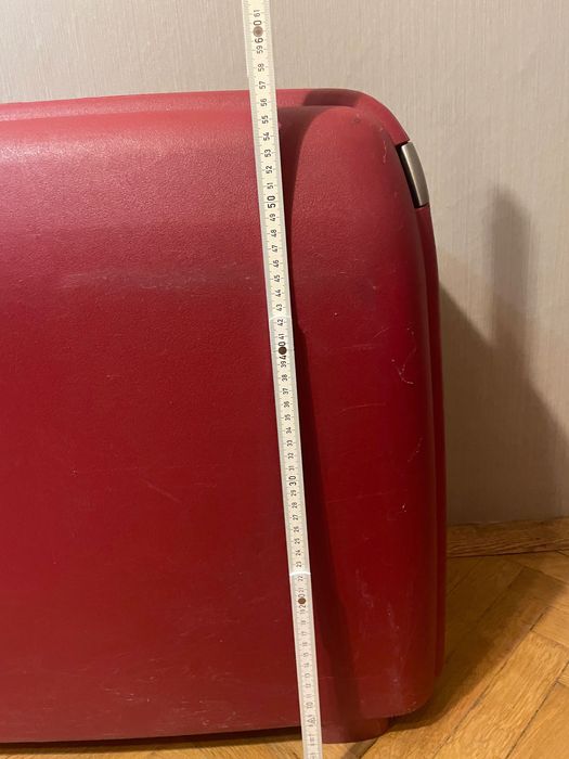 Куфар с твърди стени Samsonite