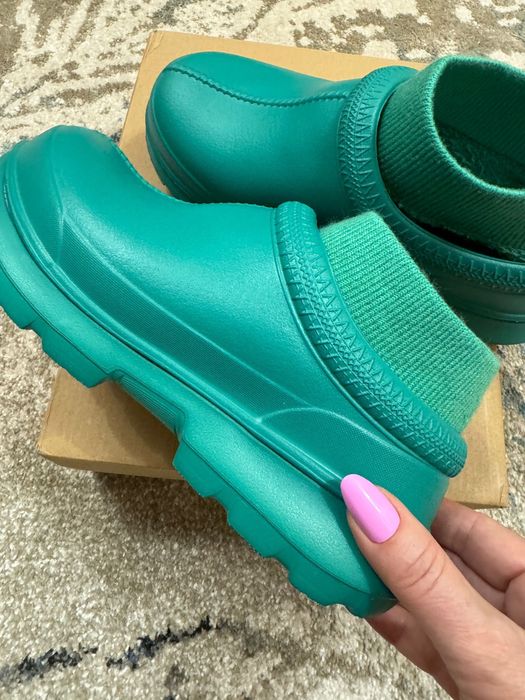 Ugg, marime 37 ( se potrivesc la 36)