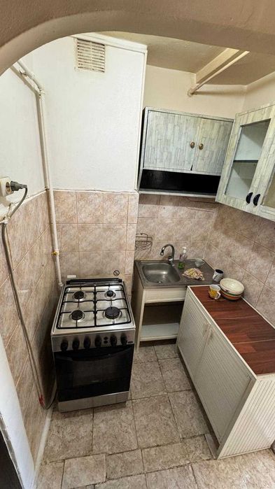 Apartament de vanzare 2 camere în Tractorul – persoană fizică