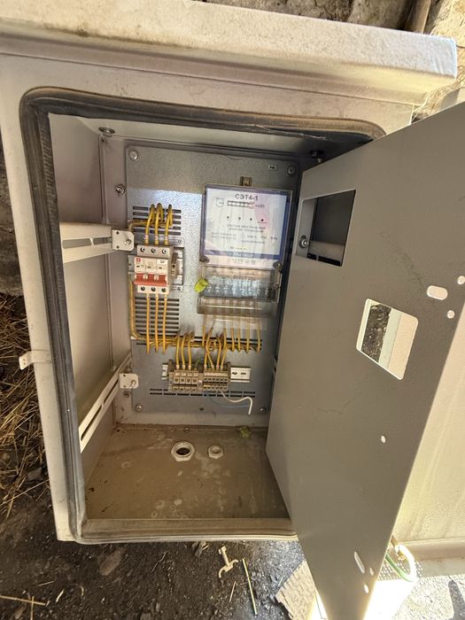 Продается шкаф учета электроэнергии