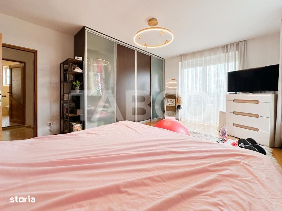 Apartament cu 3 camere de vanzare 113 mp garaj boxa Andrei Muresanu