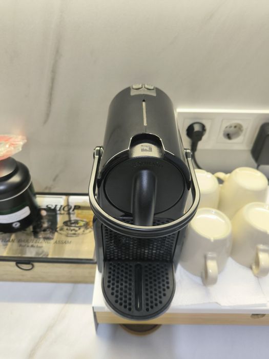 Кафемашина Nespresso Inissia Black