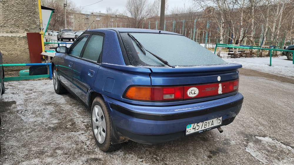 Мазда 323ф конфетка