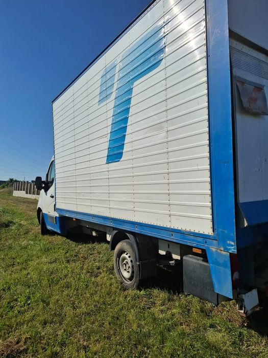 Vând Renault Master