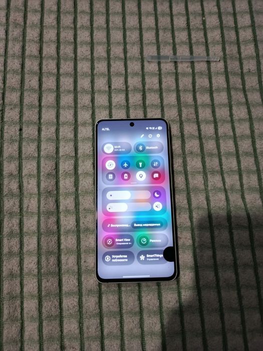 Обменяю Samsung S21 FE 128gb sim/esim