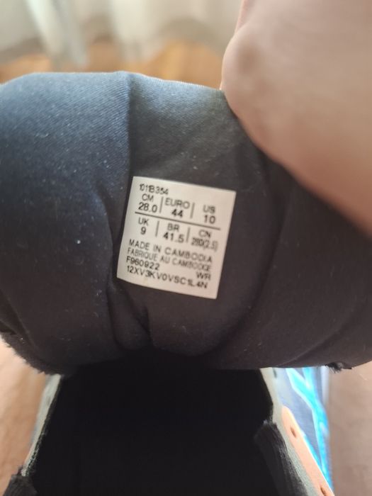 Asics gel GT 1000 11 маратонки 43 номер.