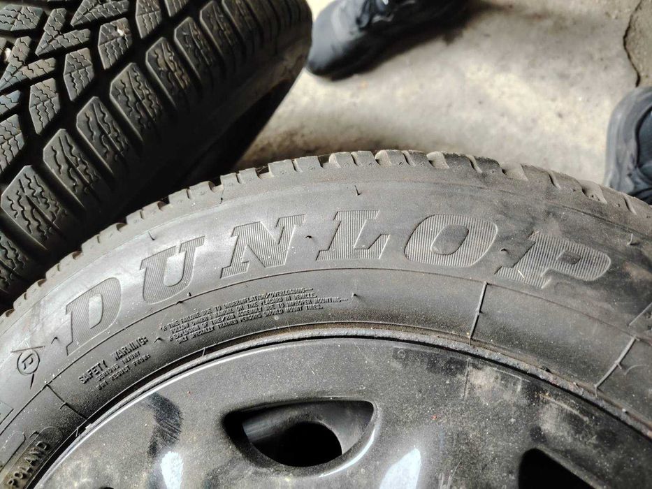 4бр.Зимни гуми 185/65/15 Dunlop Winter Response