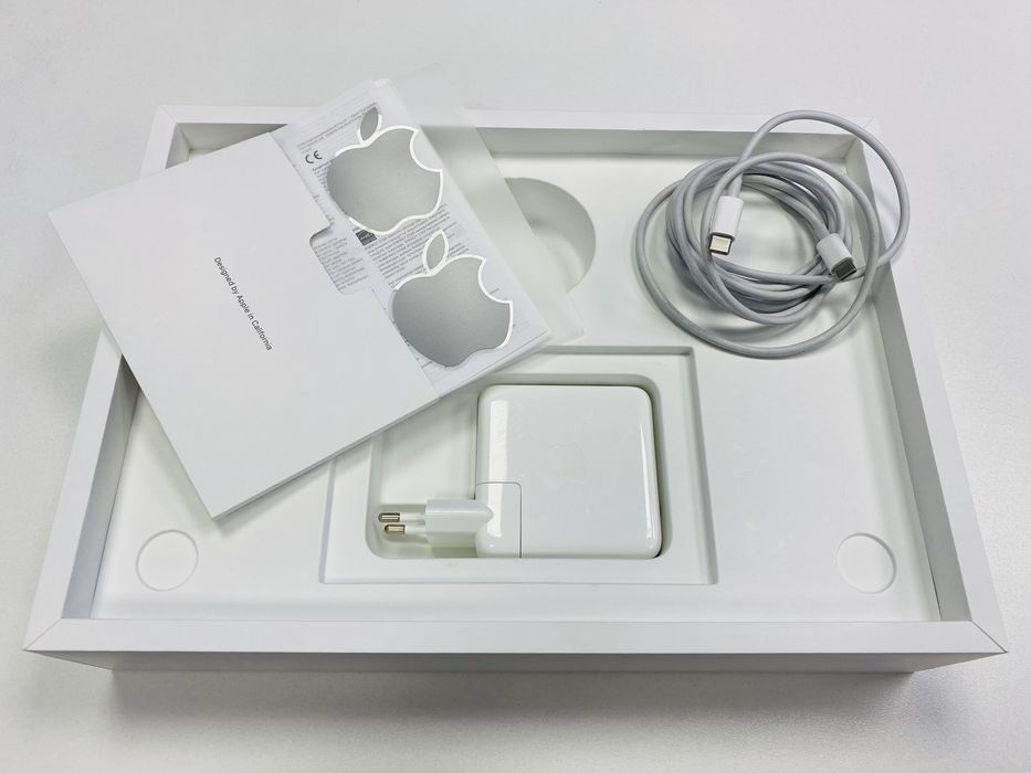 MacBook Pro 13’ 2020, 8/512, Intel Core i5
