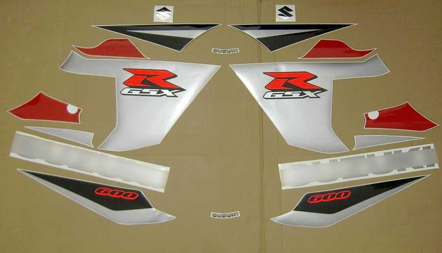 Стикери Сузуки 600 GSXR 2004г.-2005г. лепенки Suzuki GSX-R к4 к5 k4 k5