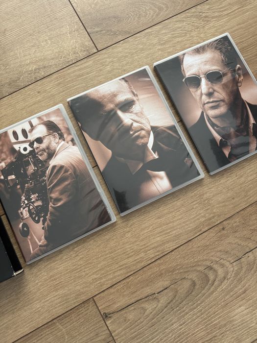 Колекция DVD „Кръстникът“ – пълна трилогия