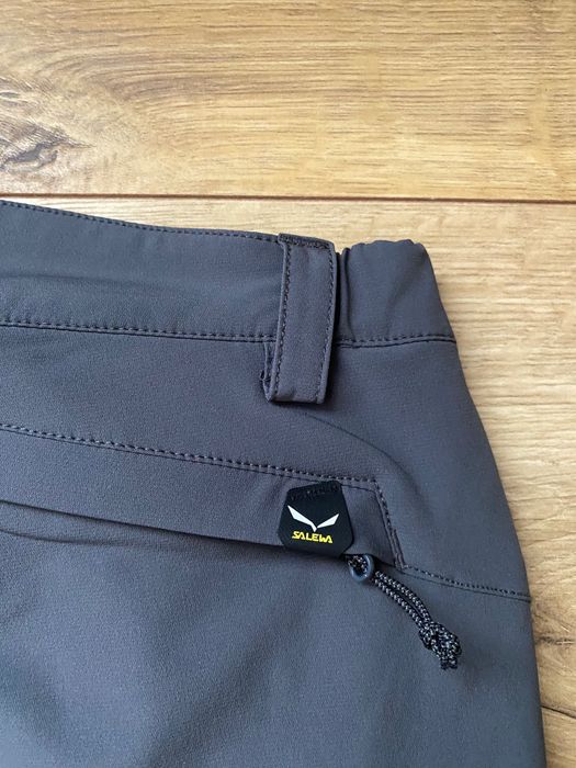 SALEWA PUEZ TERMINAL-pantaloni drumetii, stare foarte buna, dame , 40