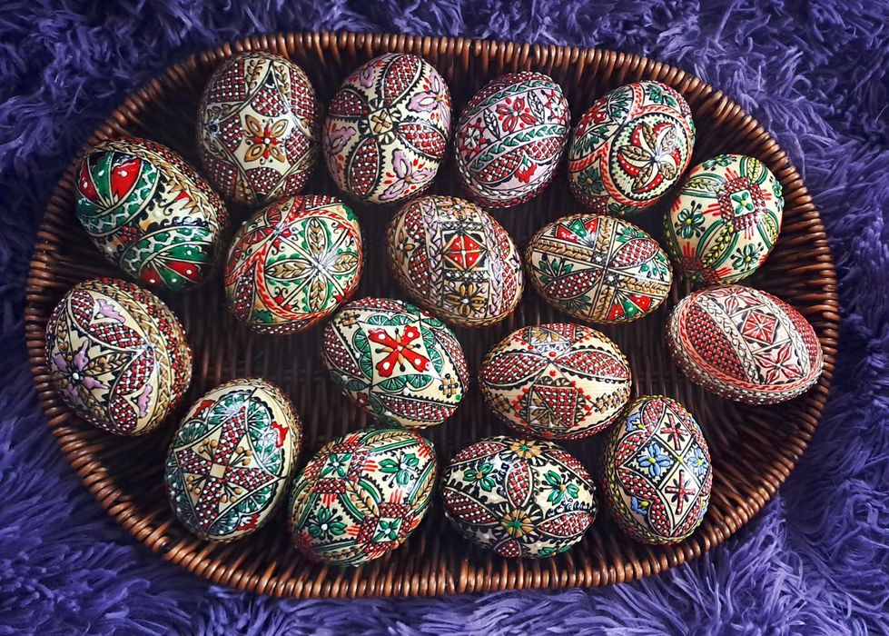 Ouă de lemn incondeiate