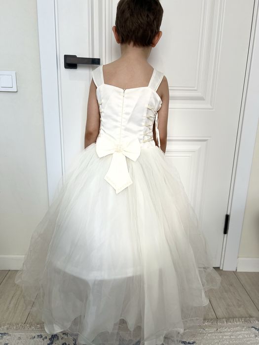 Продам детское платье