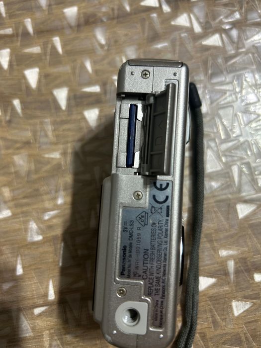 Фотоапарат Панасоник лумикс