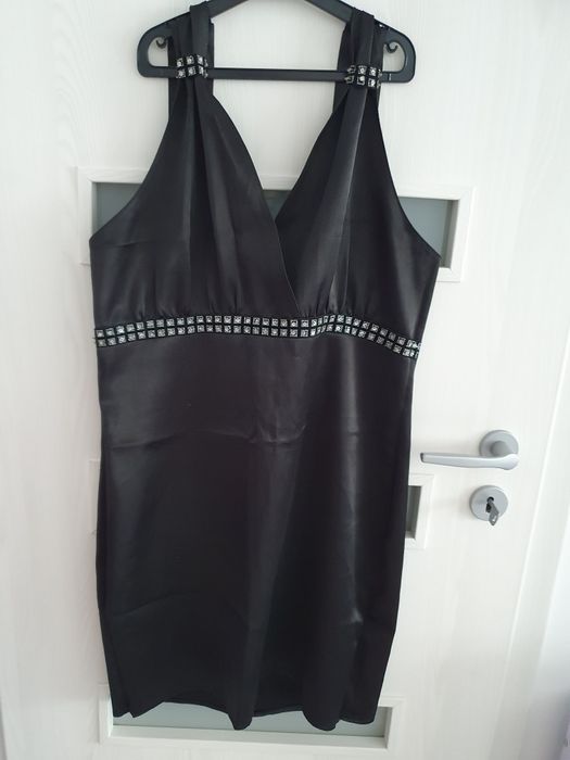 Rochie scurtă, dreaptă