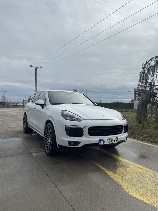 Vand sau schimb Porsche Cayenne S