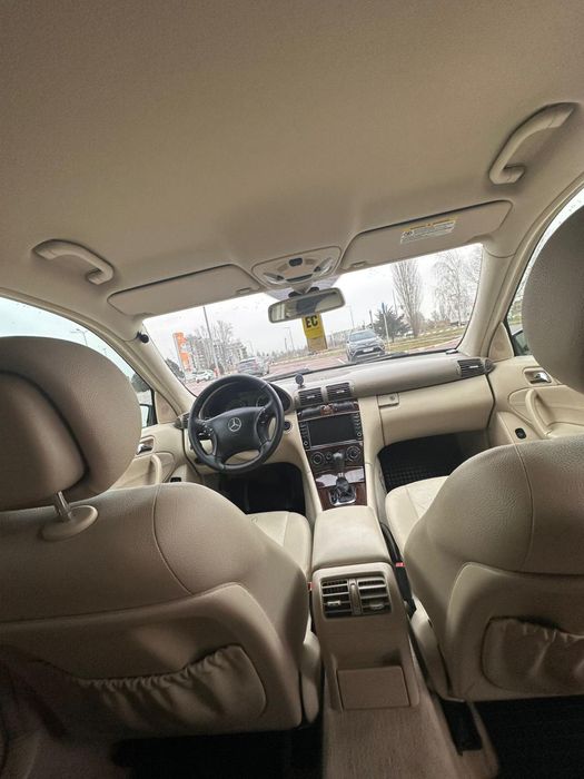 Mercedes-Benz C200 CDI W203 – Automat