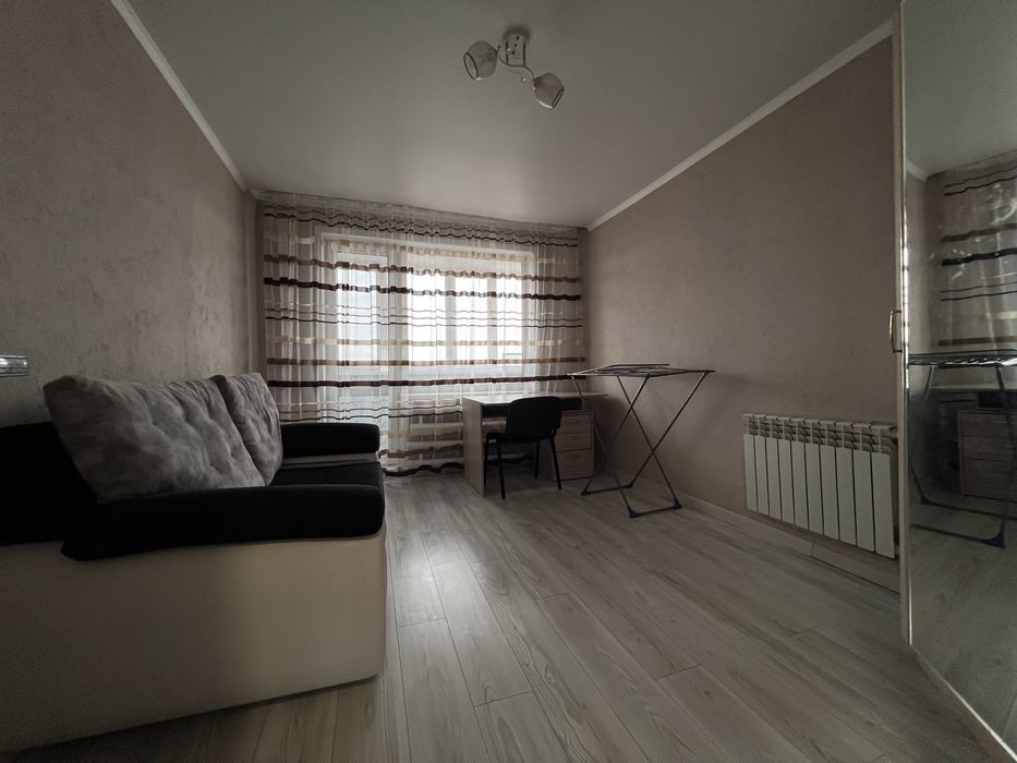 Трёхкомнатная с мебелью