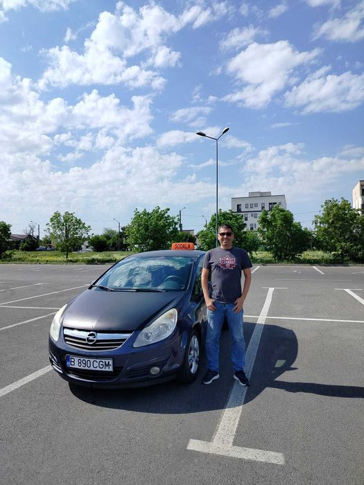 Instructor auto Bucuresti absolvent/masterand al Fac. de Psihologie