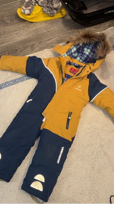 Продам зимний комбинезон