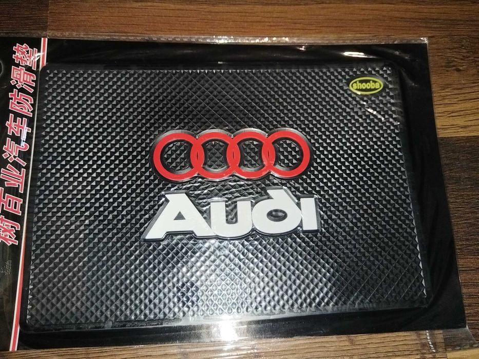 Накладки на педали Audi Q7