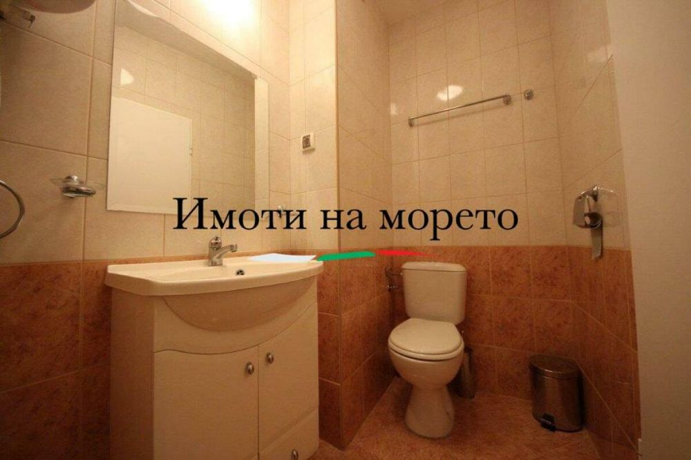 Обзаведено студио под наем на първа линия