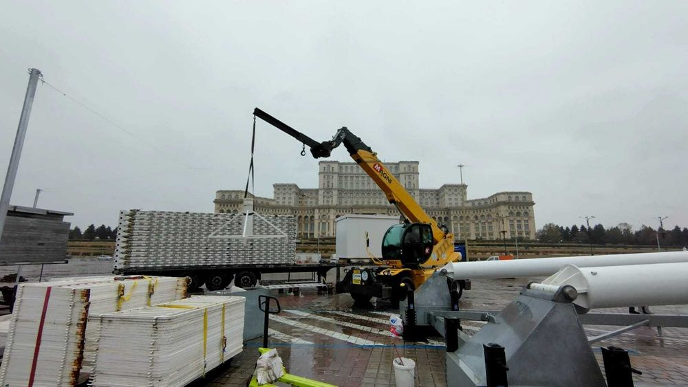 De inchiriat Manitou Magni 5t 30metri ( manitou, manitu, magni )