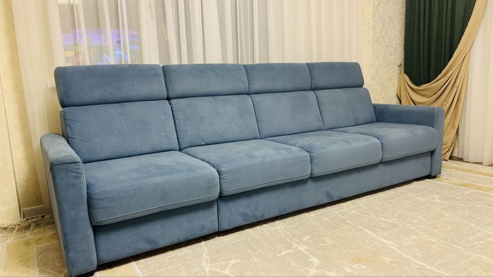 Продам диван  в хорошем состояние