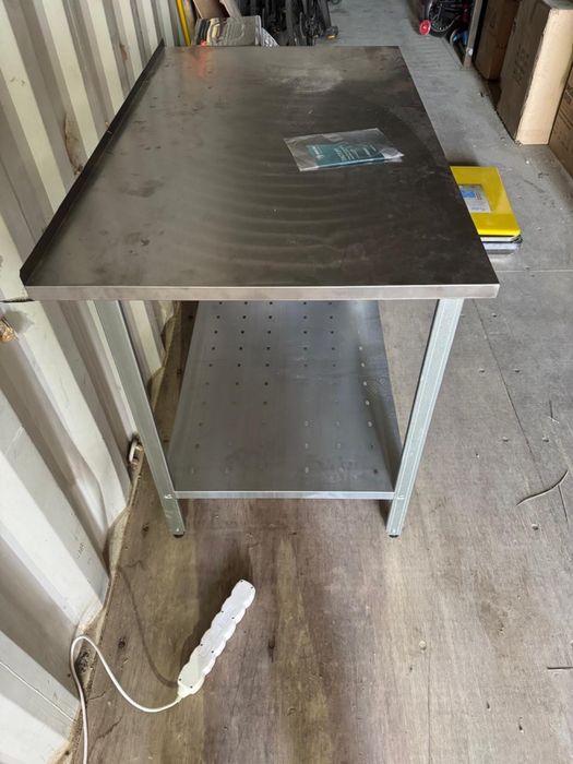 Разделочный стол