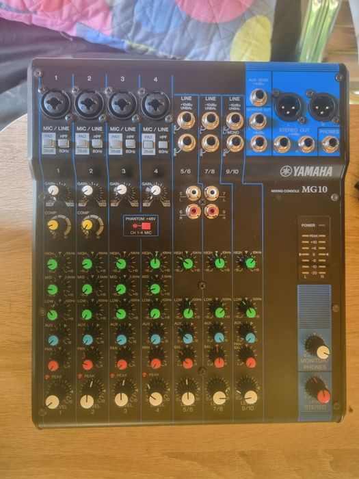 Boxe Active Behringer