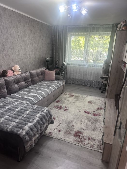 Vand apartament 2 camere micro 13