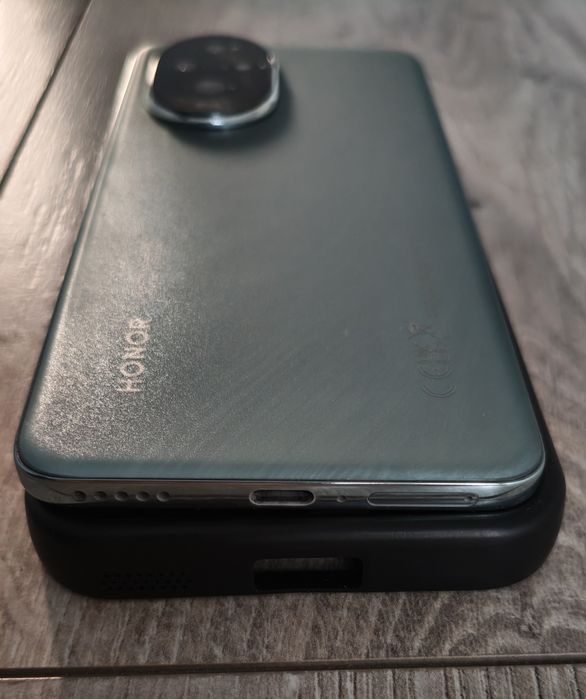 Honor 200 12GB/512GB Emerald Green Garanție