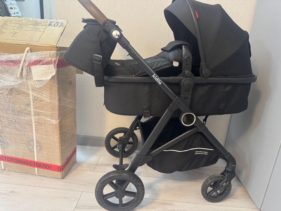 Продам детскую коляску