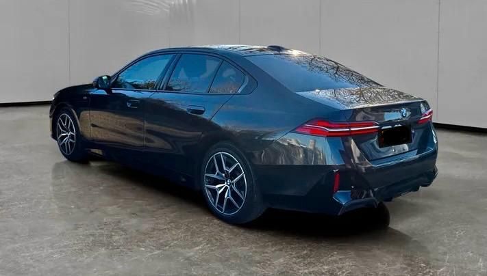 BMW 5 Series 2024 — imagine 2
