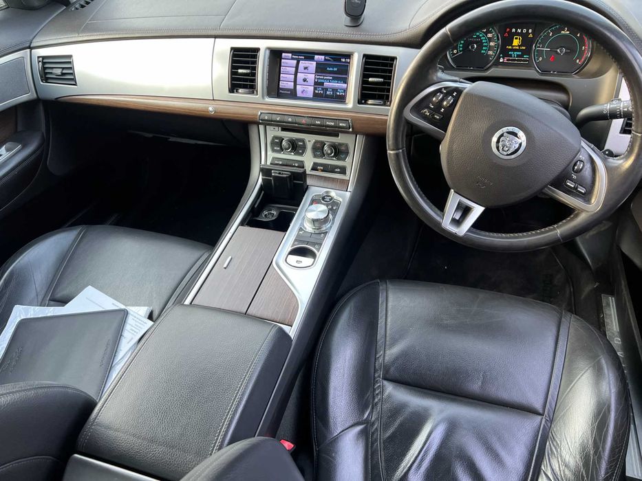 Kit airbag Jaguar XF X250 2009 2015 airbag sofer pasager centuri fata