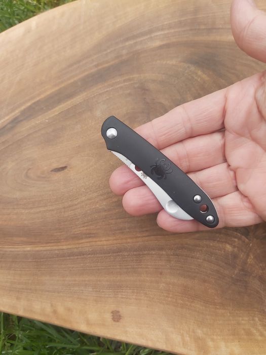 Компактен сгъваем нож Spyderco Roadie Slip Joint,C189