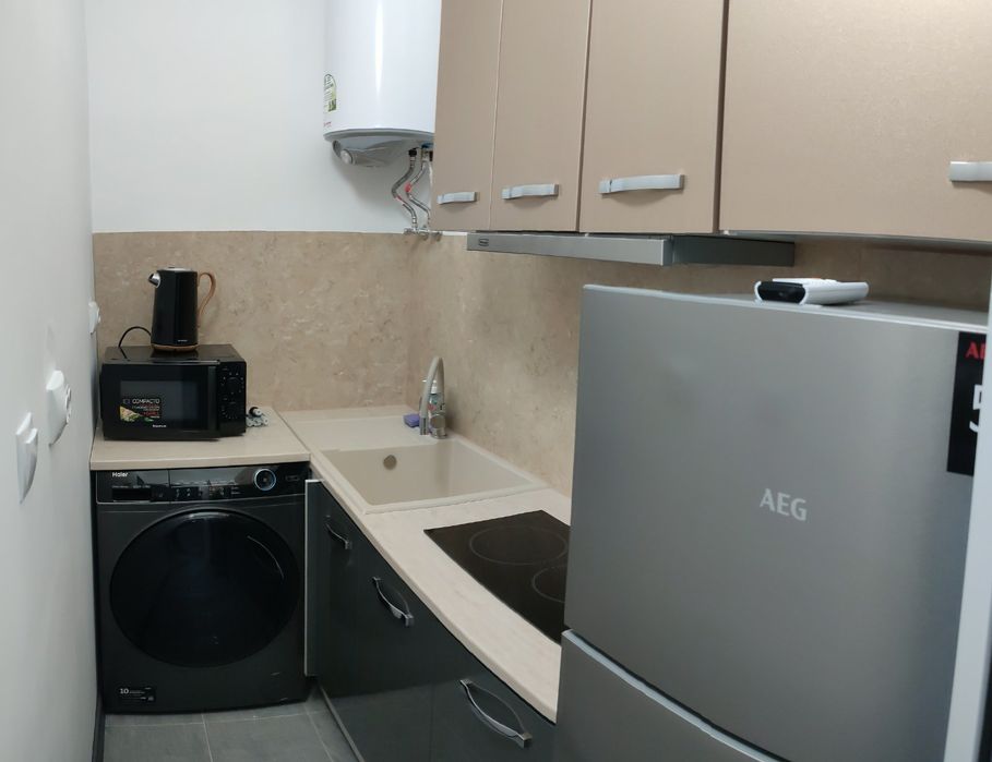 Дава се под наем Магазин в Пловдив, Тракия - 40 кв.м за 357 € - Снимка #4